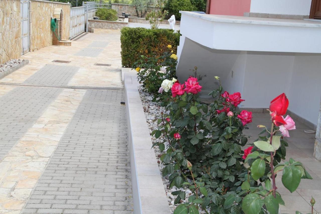 Αριων Village & Suites 纳夫普利翁 外观 照片