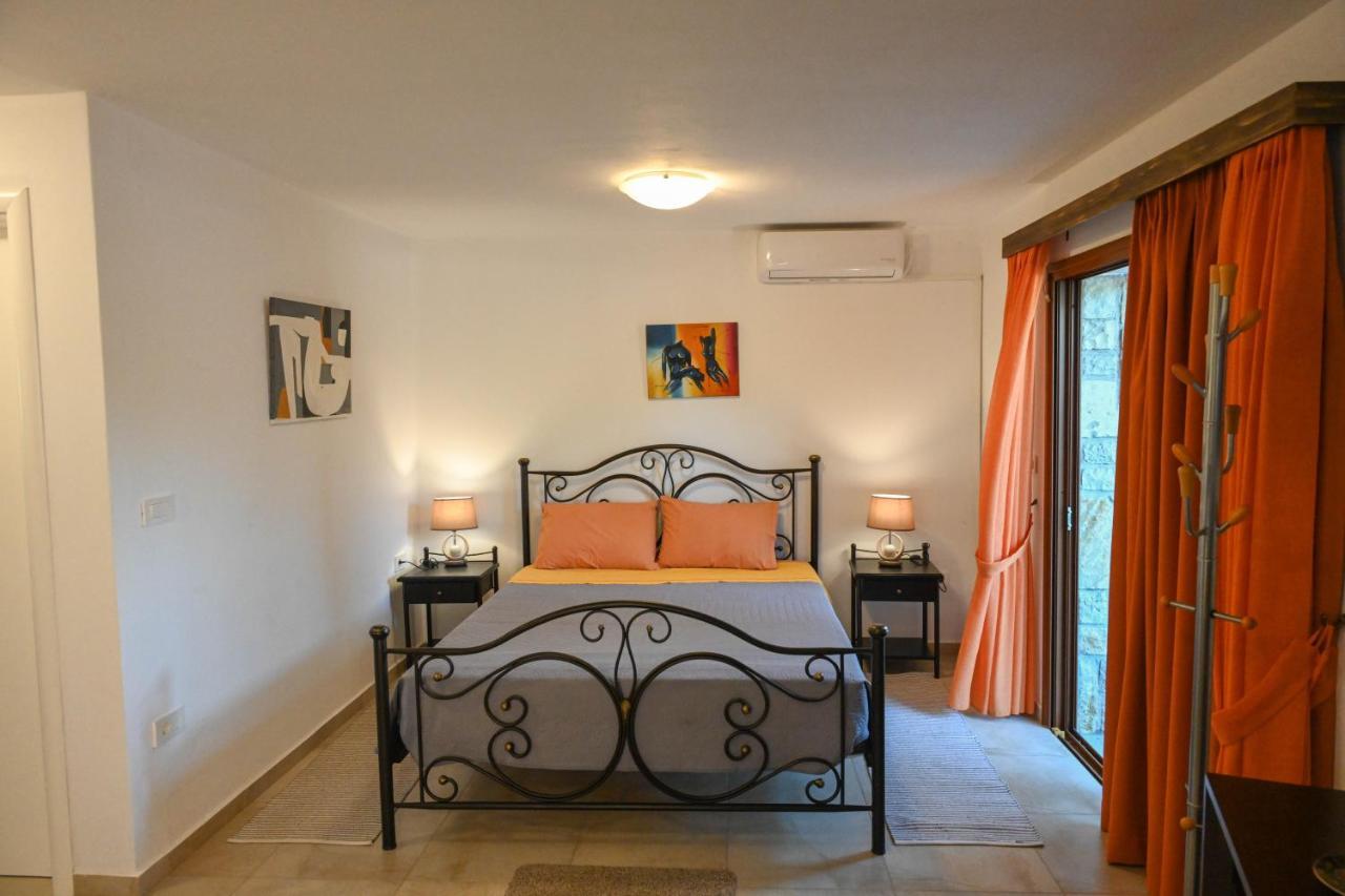 Αριων Village & Suites 纳夫普利翁 外观 照片