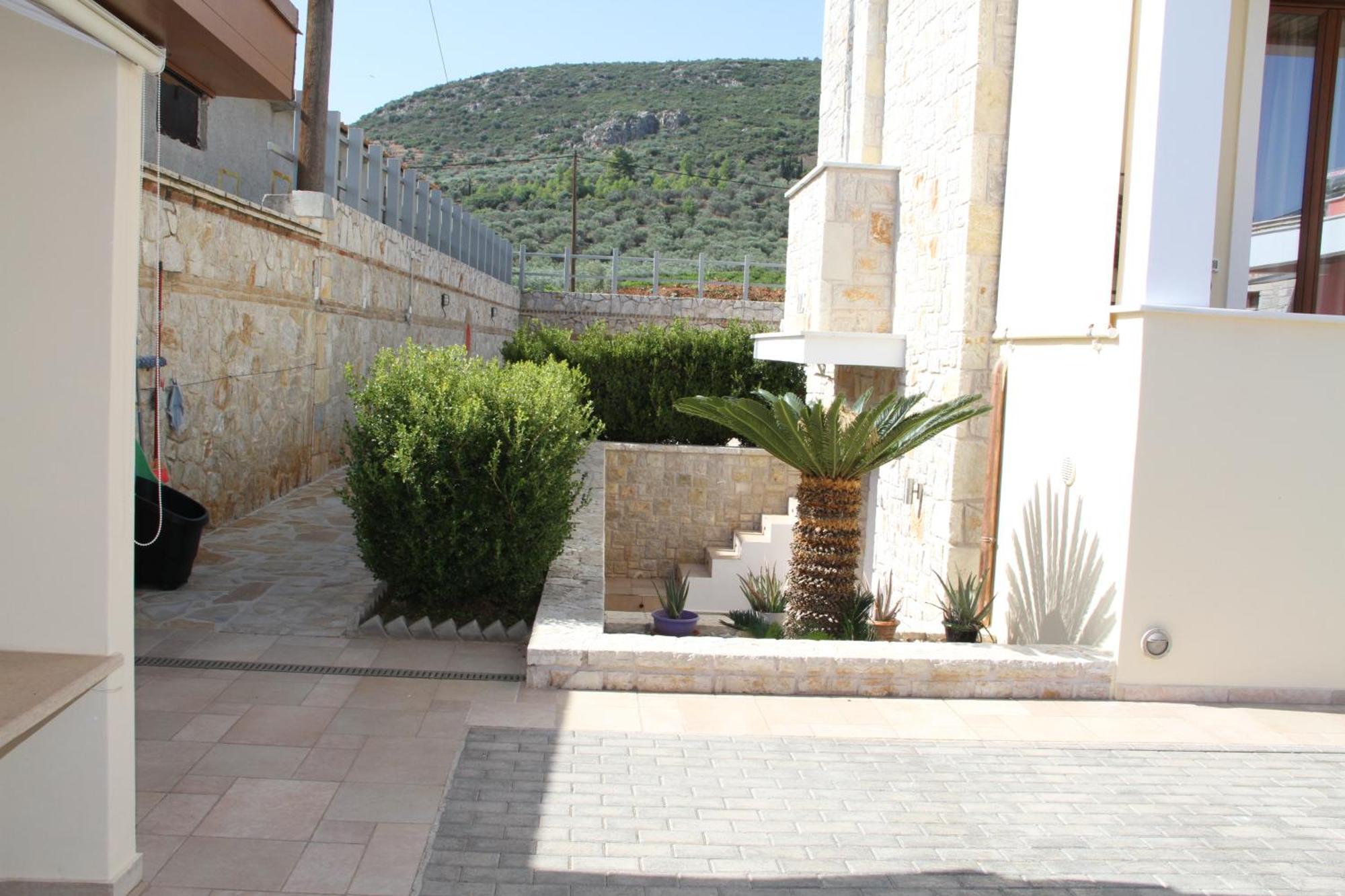 Αριων Village & Suites 纳夫普利翁 外观 照片