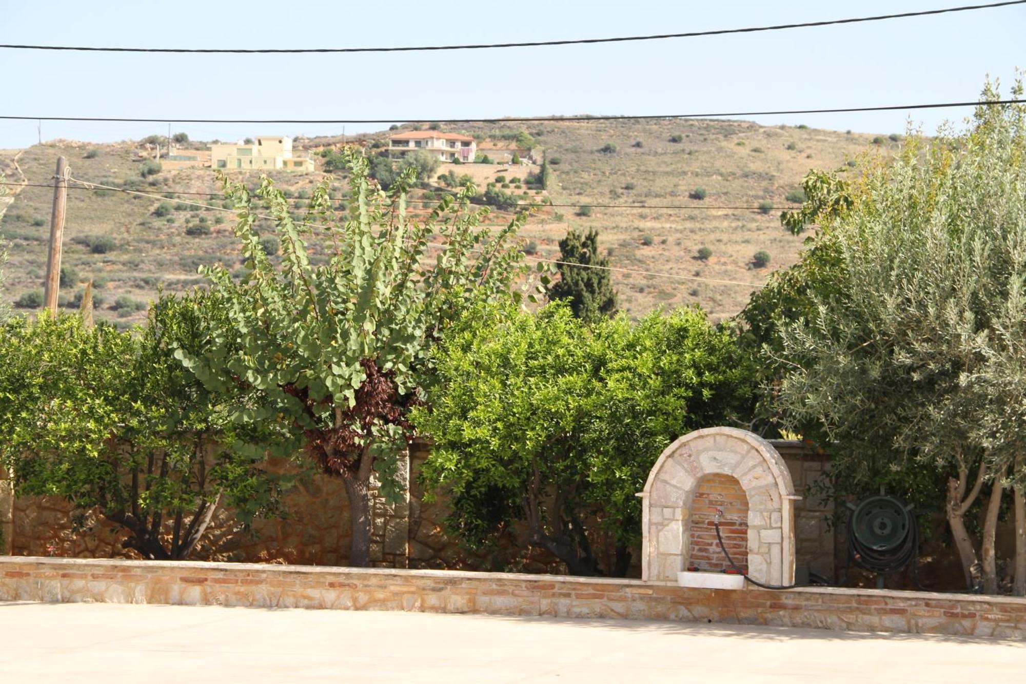 Αριων Village & Suites 纳夫普利翁 外观 照片